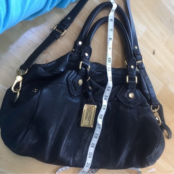 Marc by Marc Jacobs Classic Q Black Leather Shoulder Bag - Picture 5 of 9